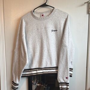 Champion Light Gray cropped Crewneck Sweater
